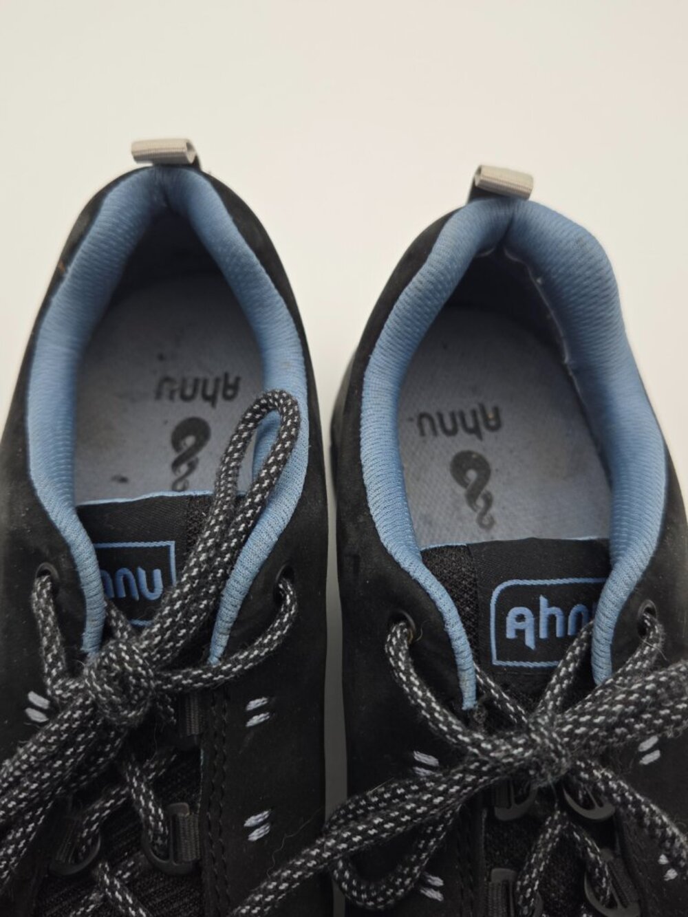 Ahnu Walking Shoes - Women's Size 8 - Picture 6 of 6